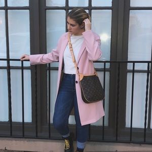 Meet your Posher, Christina